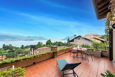 Il Dipinto Sul Lago Stresa Center