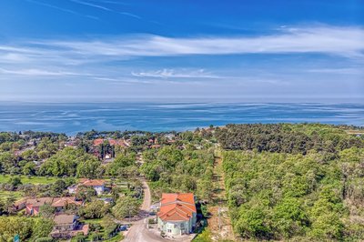 Sea Breeze Residence Mariella