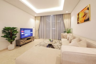 Luxury 1BR at Sterling East Burj Views