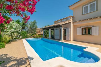 Villa Son Serra in Son Serra de Marina