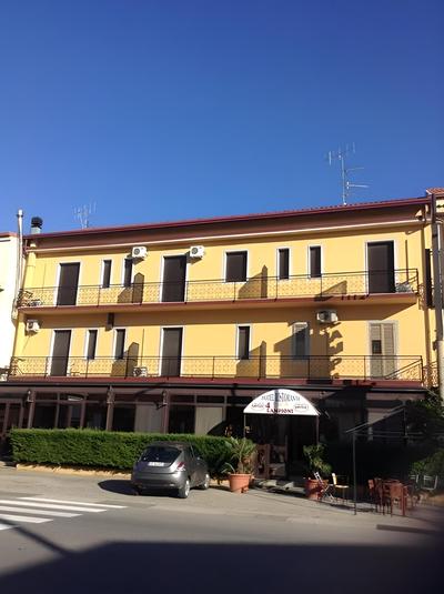 Hotel 4 Lampioni
