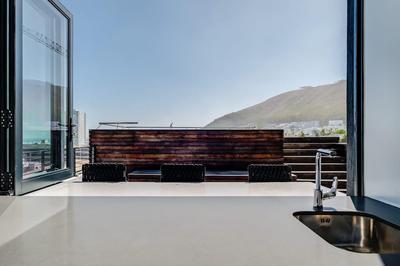 Cape Town Penthouse w Lovely Views Quendon Penthouse