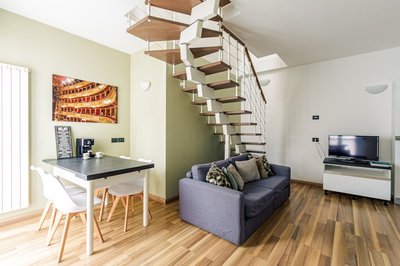 Candiani Building - Elegant 2-level Apartment With 3 Bedrooms
