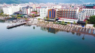 Point Beach Hotel - Image 25