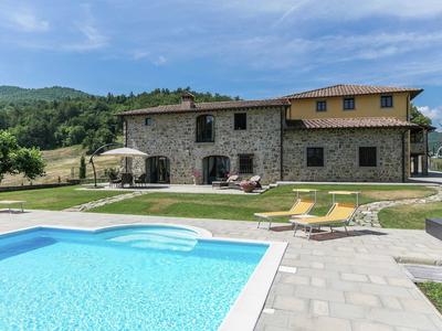 Belvilla by OYO Casa Quattro