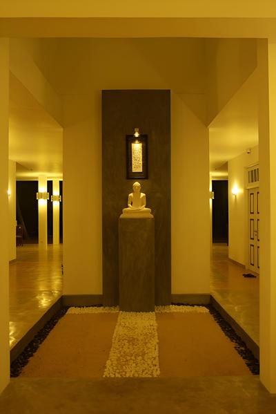 The Beach Hotel Oasis Bridge