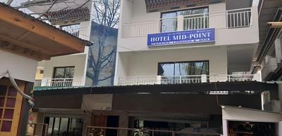 Hotel Midpoint
