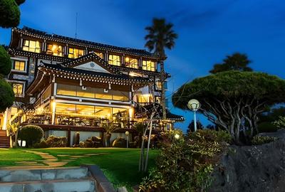 Jeju Hanok Hotel Hallagung