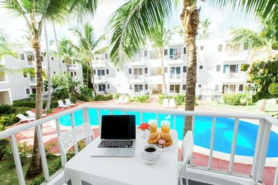 FIESTA SOL CARIBE playa LOS CORALES