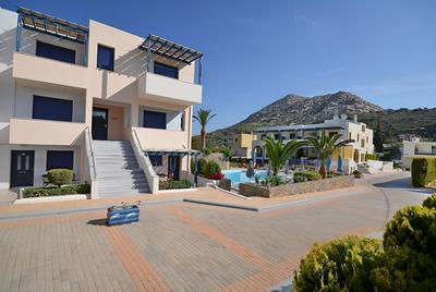 Emporios Bay Hotel