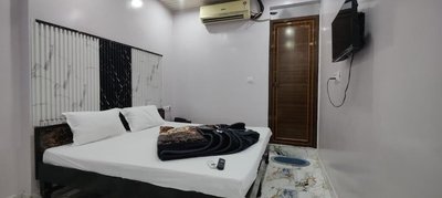 SHARDA INN