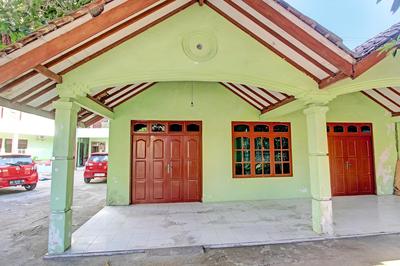 SPOT ON 93029 Pondok Wisata Sabar Menanti 2