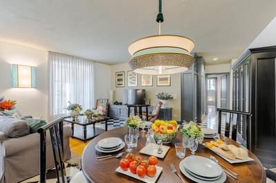 Gimber Tales a First Floor Apartment
