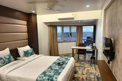 Hotel Dakshin Grandeur