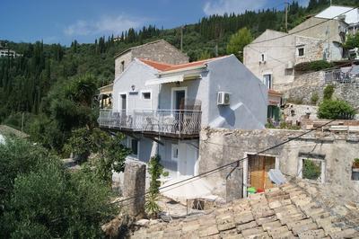 "aristidis Stone House"