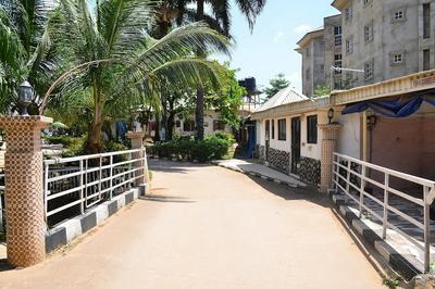 Kenfeli International Palmbeach Hotel