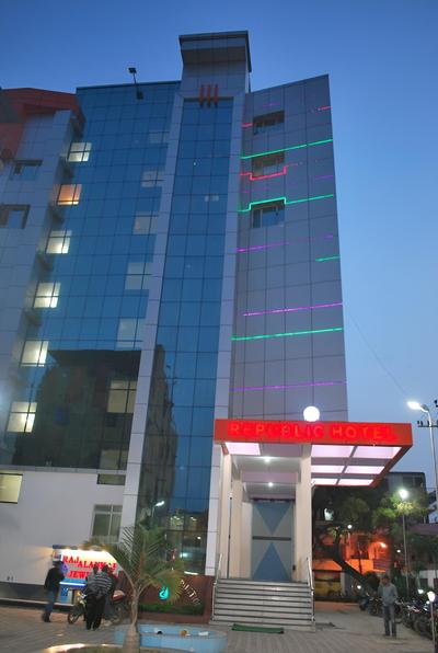 Republic Hotel