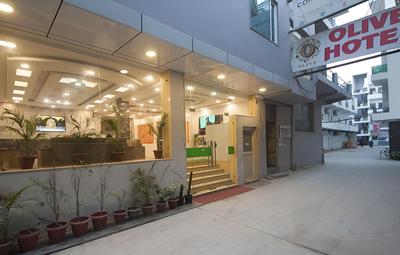 Hotel Olive Aero Suites