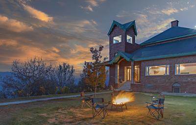 Echor Bhramara Estate Kharapathar Shimla