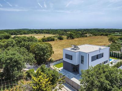 Apartment in Croatia Near Scenic Coastline