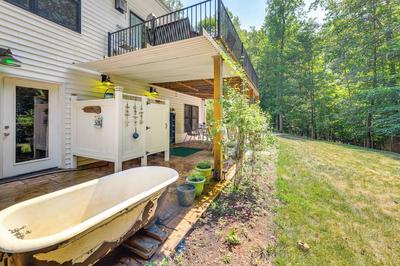 Charming Charlottesville Apt w/ Outdoor Space!