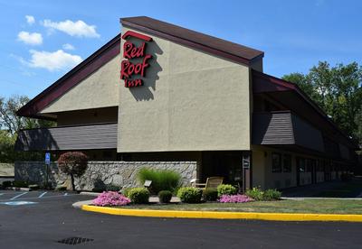Red Roof Inn Utica