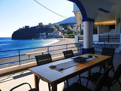Seaside Cozy House ON THE SEASouth Crete