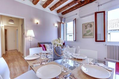 Rialto Botteri Apartments