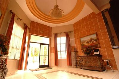 Alexis Hotel & Conference Centre