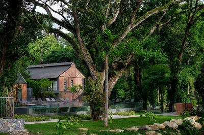 Flora Creek Resort & Garden Chiang Mai