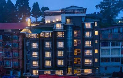 Sumitel Vista 800m from Mall Road