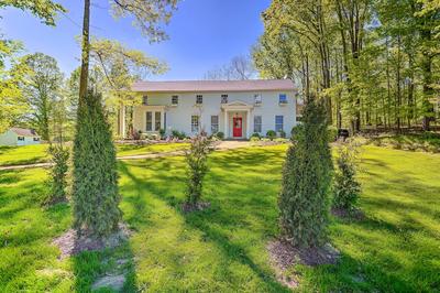 Eclectic Troy Home w/ Hot Tub - Pet Friendly!