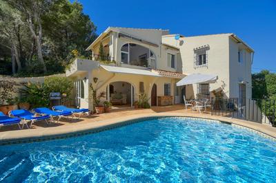 Ladera in Denia With 3 Bedrooms and 2 Bathrooms