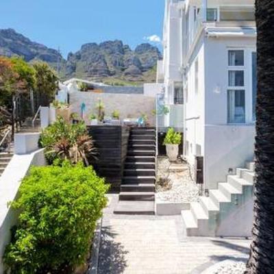 Beachy Apartment w Pool Ocean Views Beach Steps