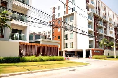 The Seacraze Hua Hin by Montri