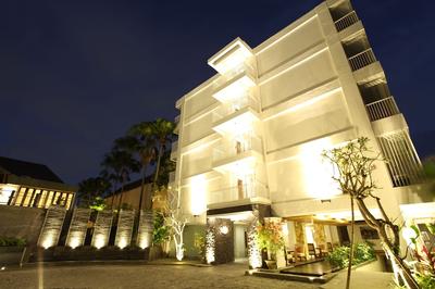 Paragon Hotel Seminyak