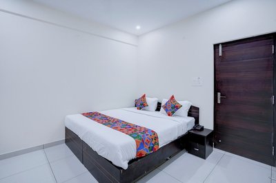 Fabhotel Dwaraka Comfort