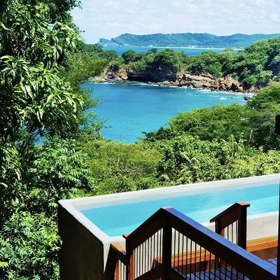 Aqua Oceanfront Hotel Resort