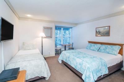 Mountainside Inn 409 1 Bedroom Hotel Room by Alpine Lodging Telluride
