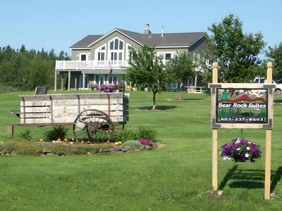 Bear Rock Suites