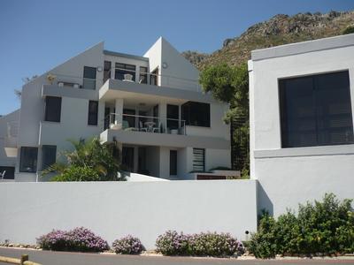 185 on Beach Boutique Suites and Apartments