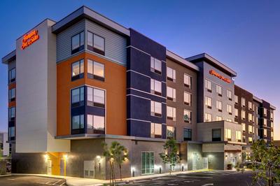 Hampton Inn & Suites Ontario Rancho Cucamonga