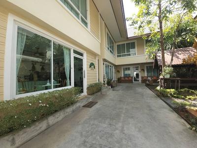 Romyen Cafe Homestay