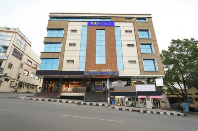 Fabhotel Skyline