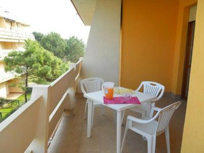 Modern Flat With Terrace - Beahost Rentals