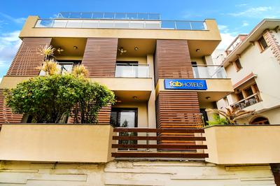 FabHotel Tavisha Villa