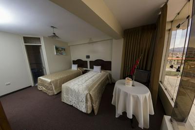 Hotel De La Villa Hermoza