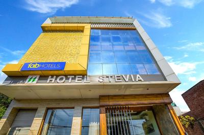 Fabhotel Stevia