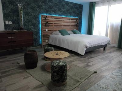 Modern Studio - 2P - Orly