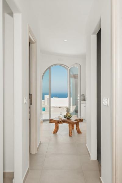 Oyster Luxury Suites